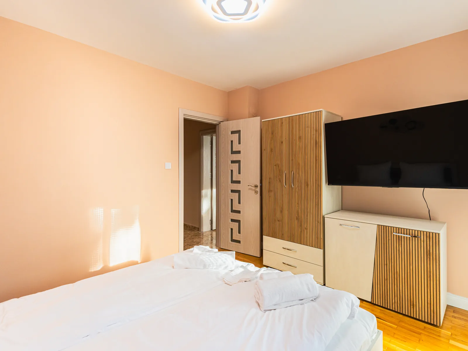 Bedroom 3 wardrobe and TV